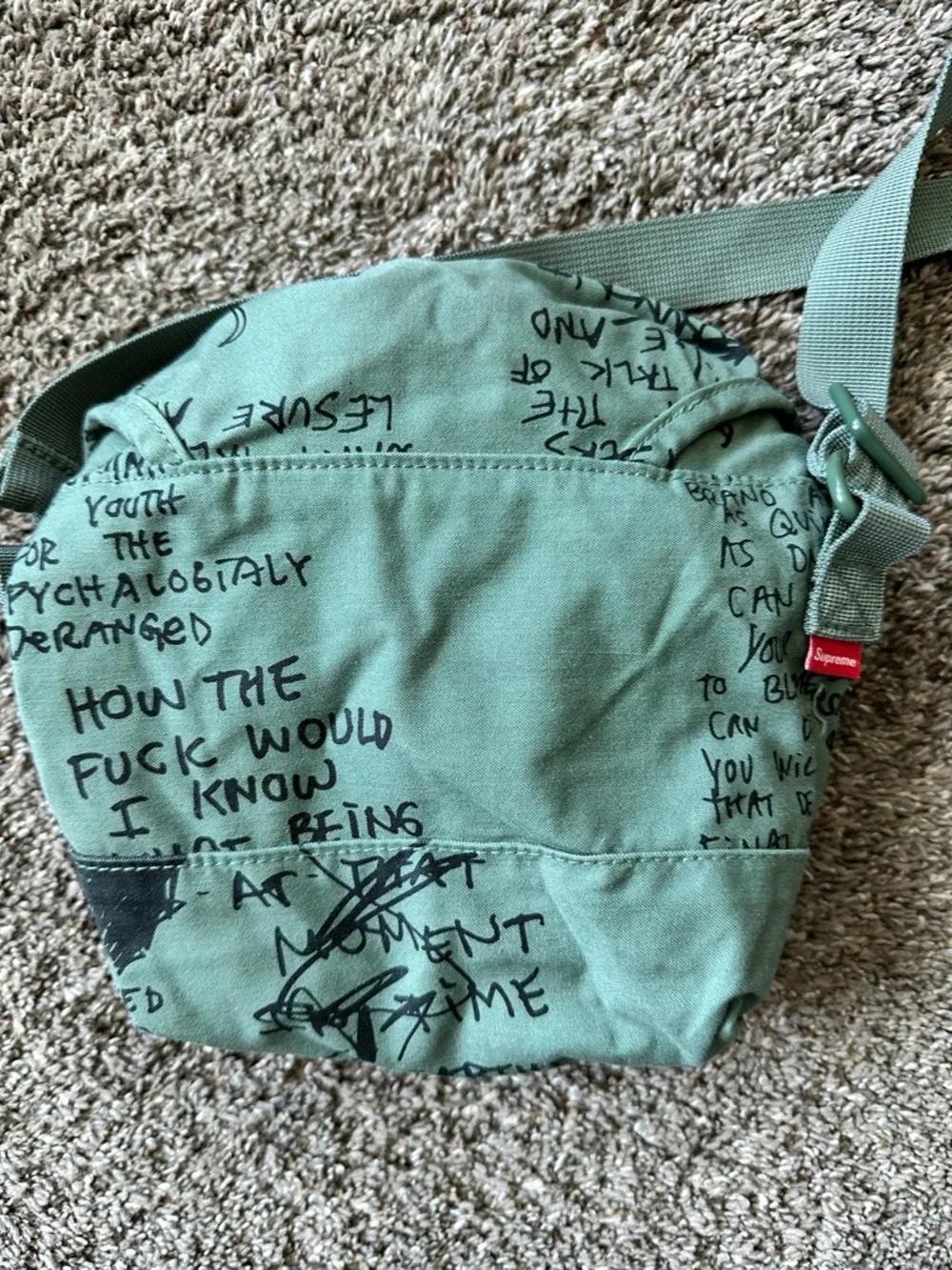Supreme ss23 olive